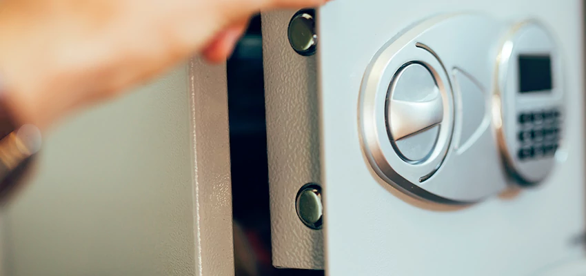 Fingerprint Safe Openers in Orland Park, IL