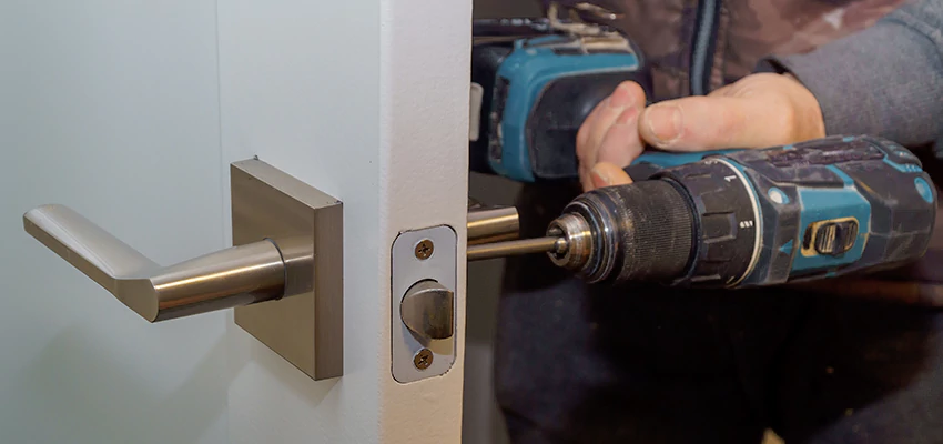 Broken Door Handle Lock Repair in Orland Park, Illinois