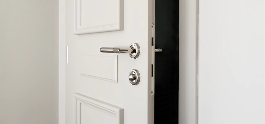 Folding Bathroom Door With Lock Solutions in Orland Park, IL